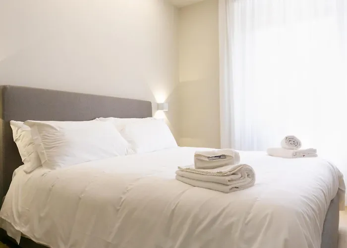 Marconi34 Homes - Largo Living - Central, Spacious And Modern 아파트 *