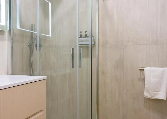 Marconi34 Homes - Largo Living - Central, Spacious And Modern * بولونيا